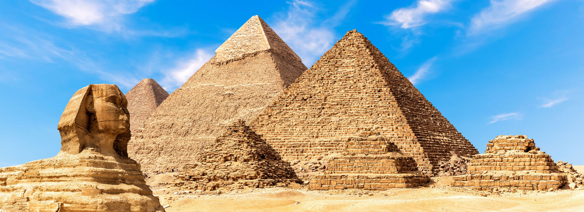 Pyramids and Sphinx 3300x12000